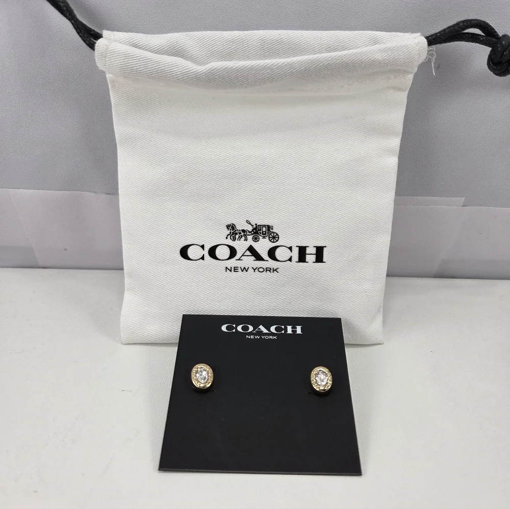 ​NWT Coach Gold Signature Logo Oval Crystal Halo Stud Earrings + Dust Bag - Picture 3 of 9
